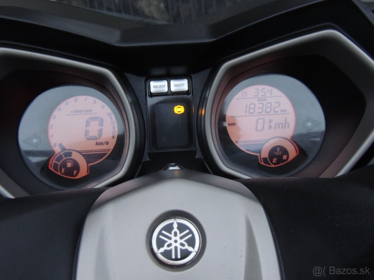 YAMAHA X MAX 125 2015 ABS - 8