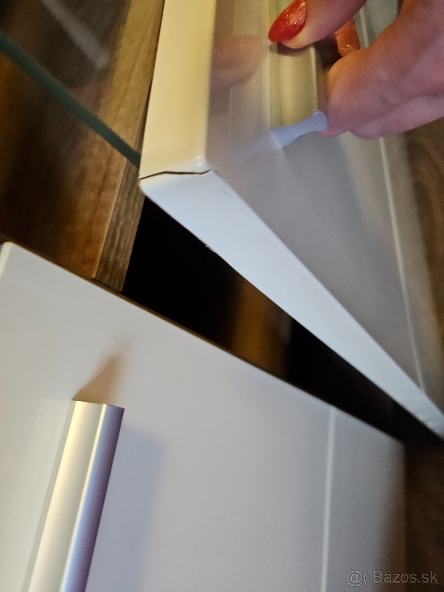 Komoda a stolik pod TV - 8