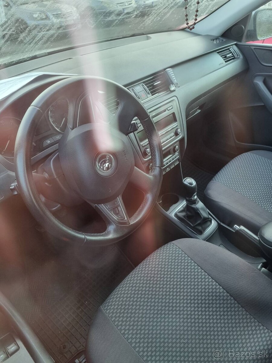 Škoda RAPID 1.2 2013r - 8