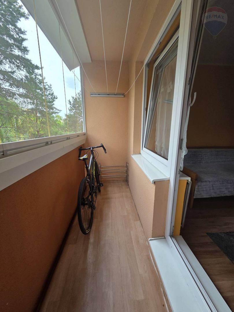 Rezervované Predaj 1-izbový byt s balkónom Levice, Kpt. N - 8