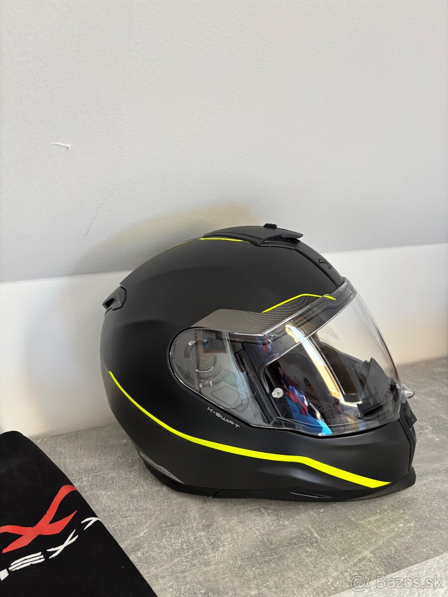 Integrálna moto prilba - 8