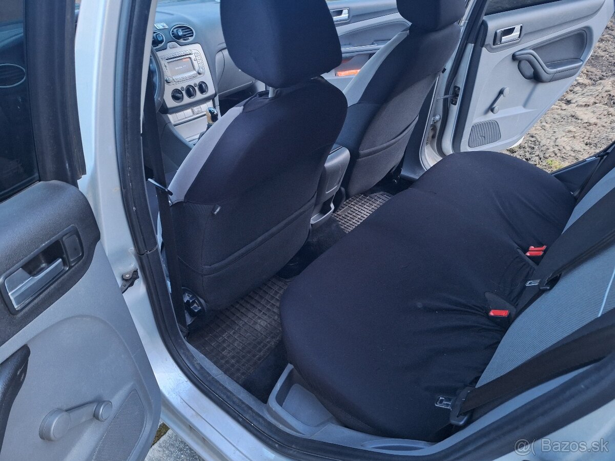 Ford Focus combi 1.6 tdci, 80 kW, r.v. 2/2011 - 8