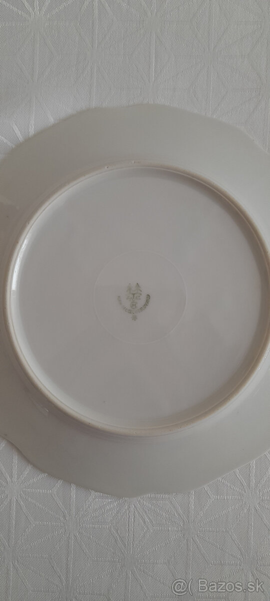 Staršie taniere - 8