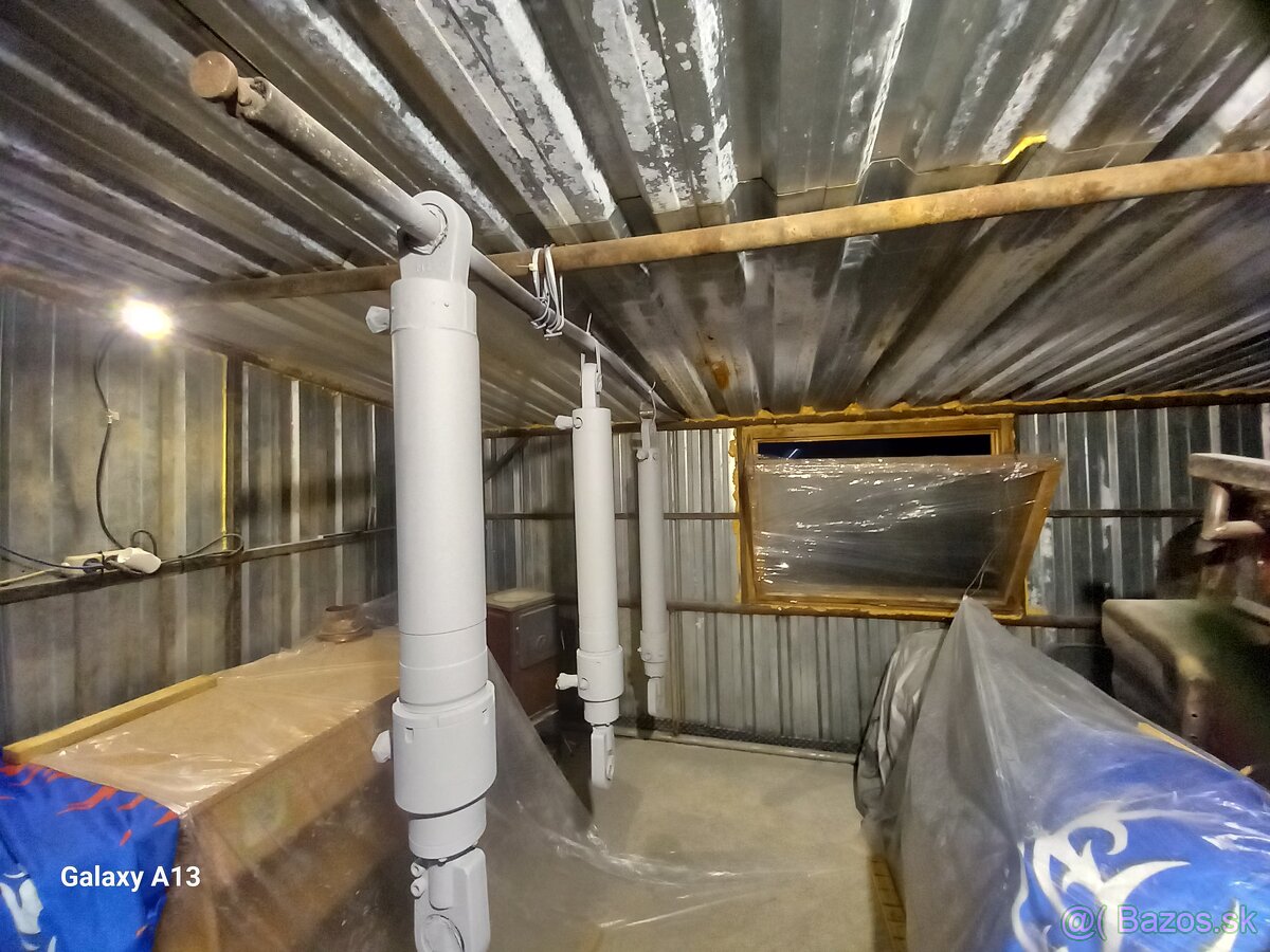 Predám Pásový Báger 3T - 8