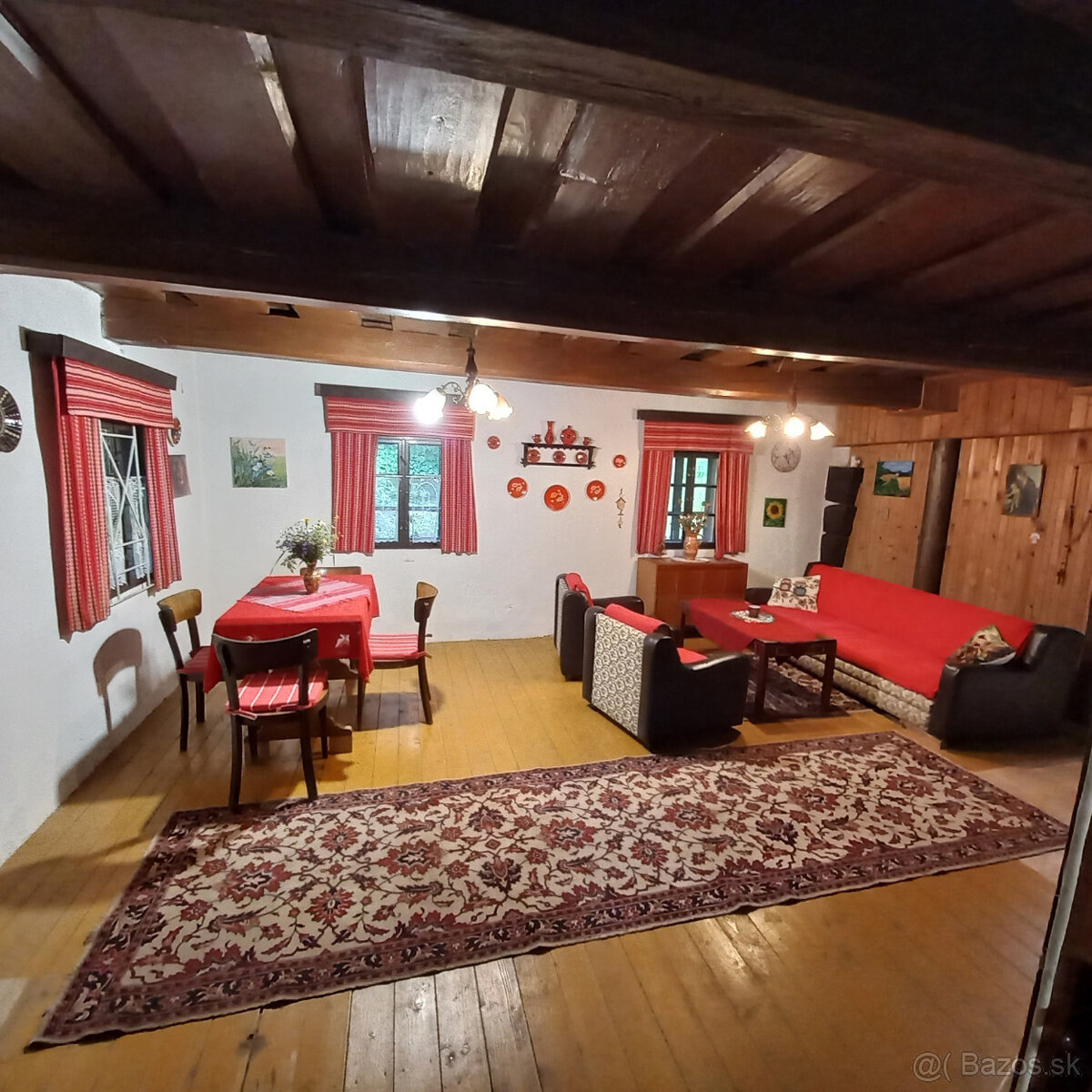 Chata v obci Turecká obklopená lesom - 8