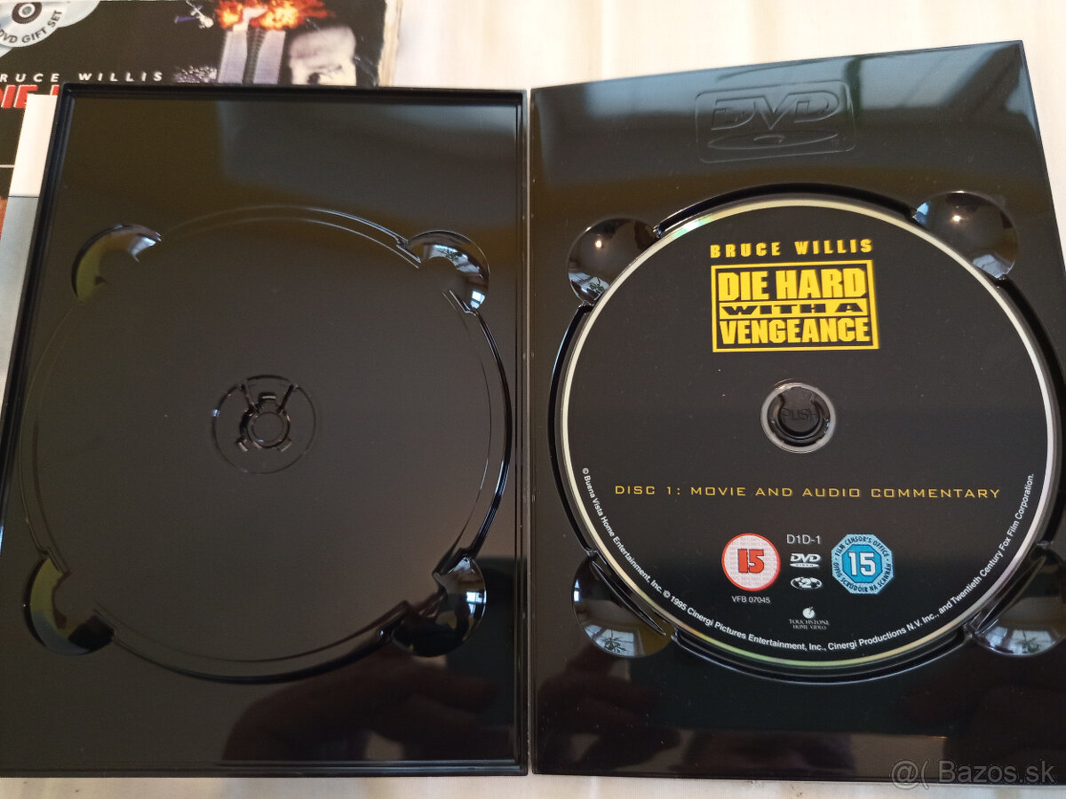 predám DVD Smrtonosná pasca (Die Hard) - 8
