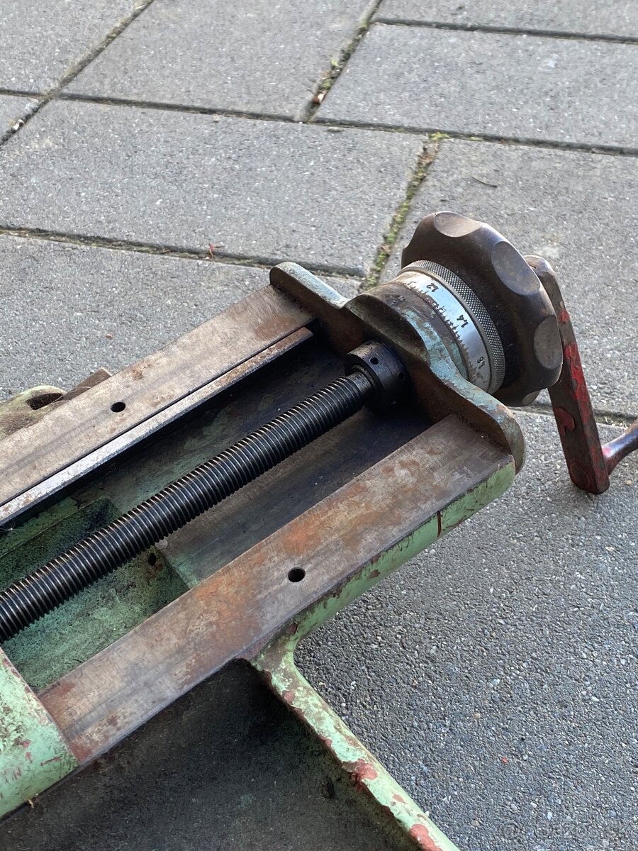 Pohyblivý stôl - 8