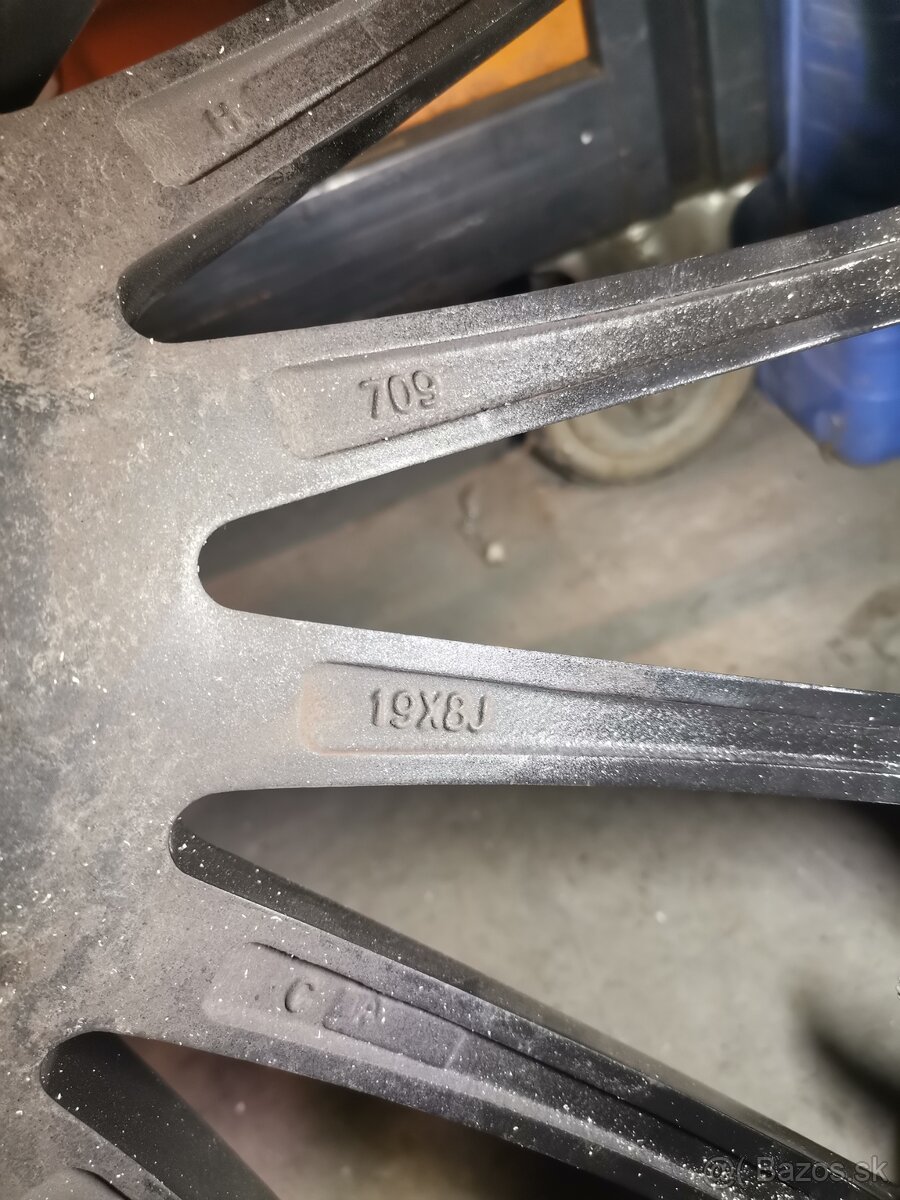 Alu disky Mercedes AMG 5x112 R19 - 8