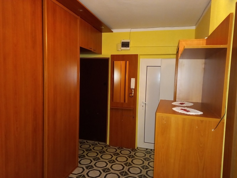 Predám 4 izbový byt s balkónom Fiľakovo - 8