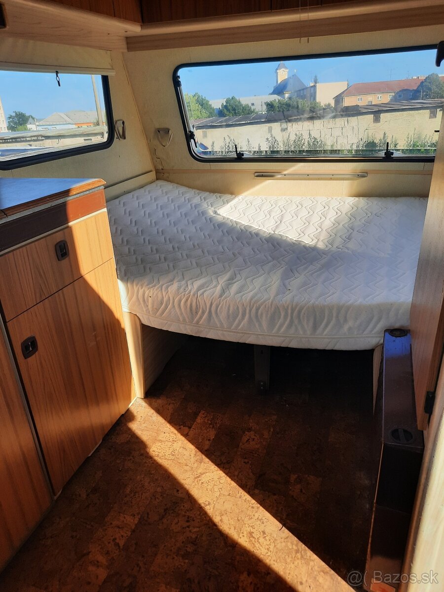 obytný príves - karavan. Chateau 330 - 8