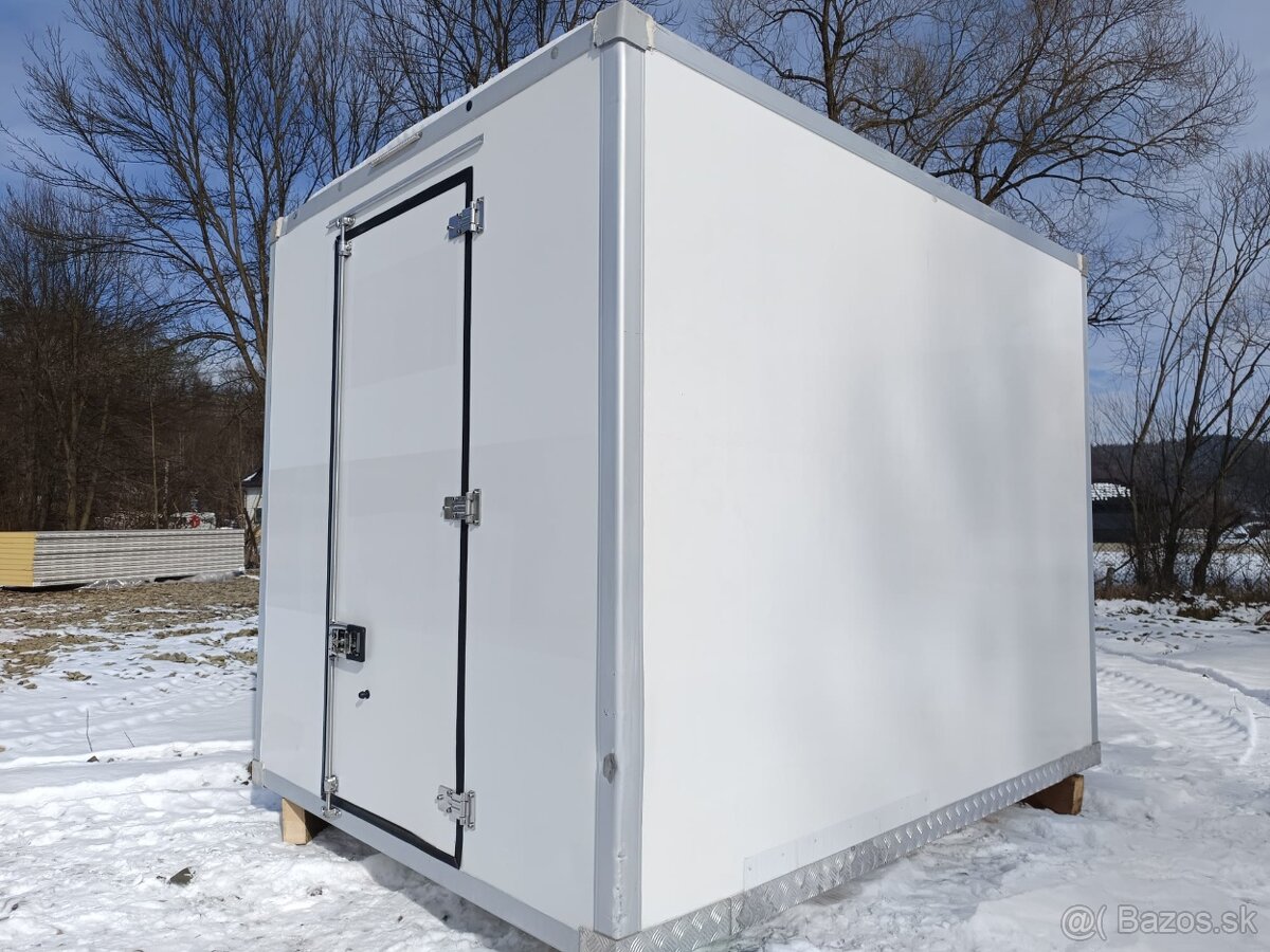 CHLADIACI BOX VONKAJSI - 8