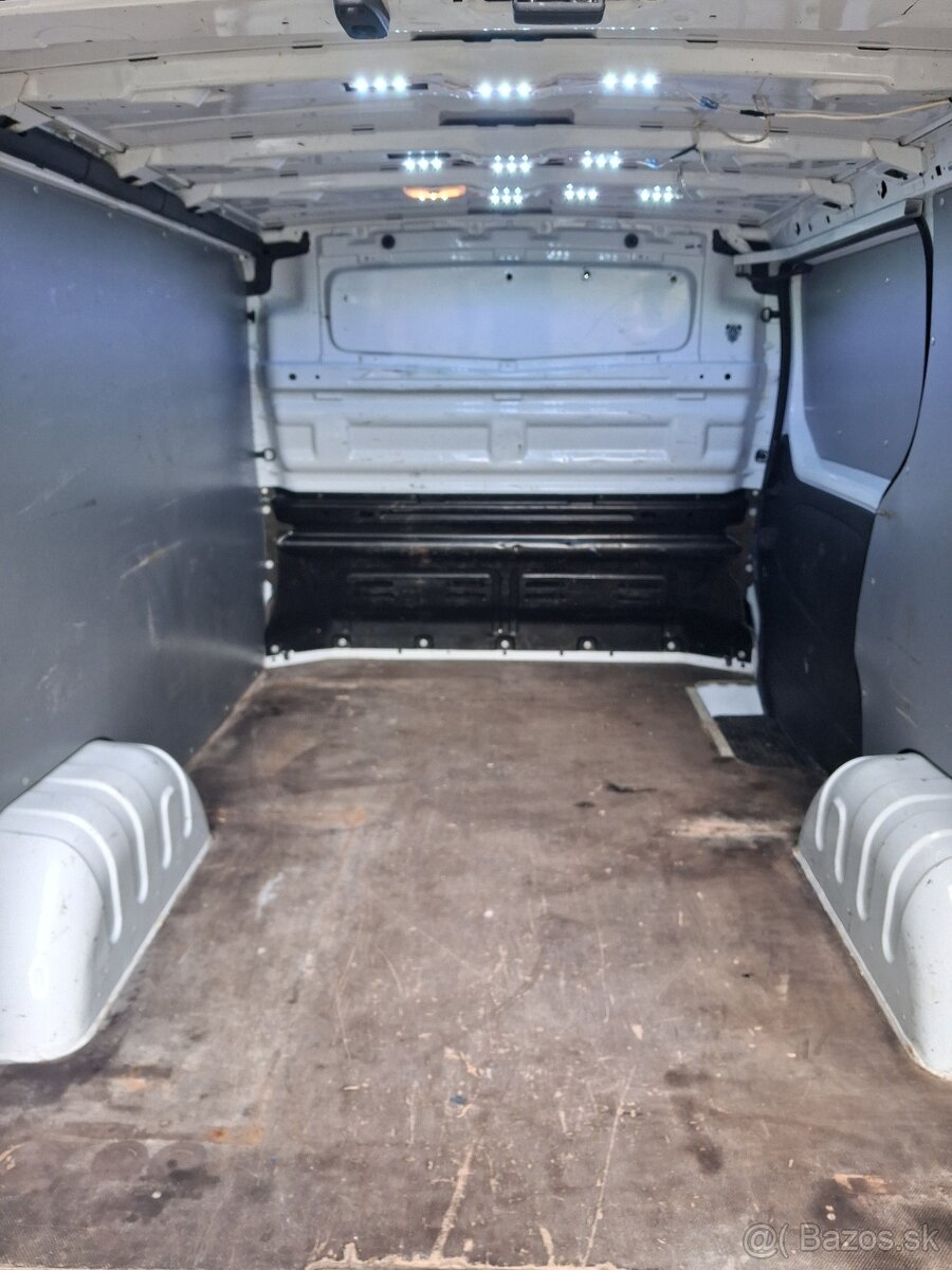 Fiat Talento L2H1, Opel Vivaro L1H1 - 8