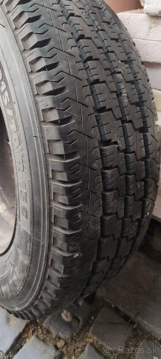 Michelin 215 70 R15C M+S
215/70 R 15 C 109 R letní
- 8