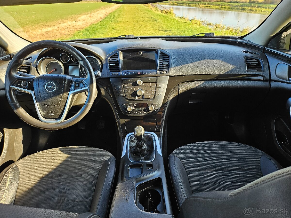 OPEL INSIGNIA 2.0CDTI - 8