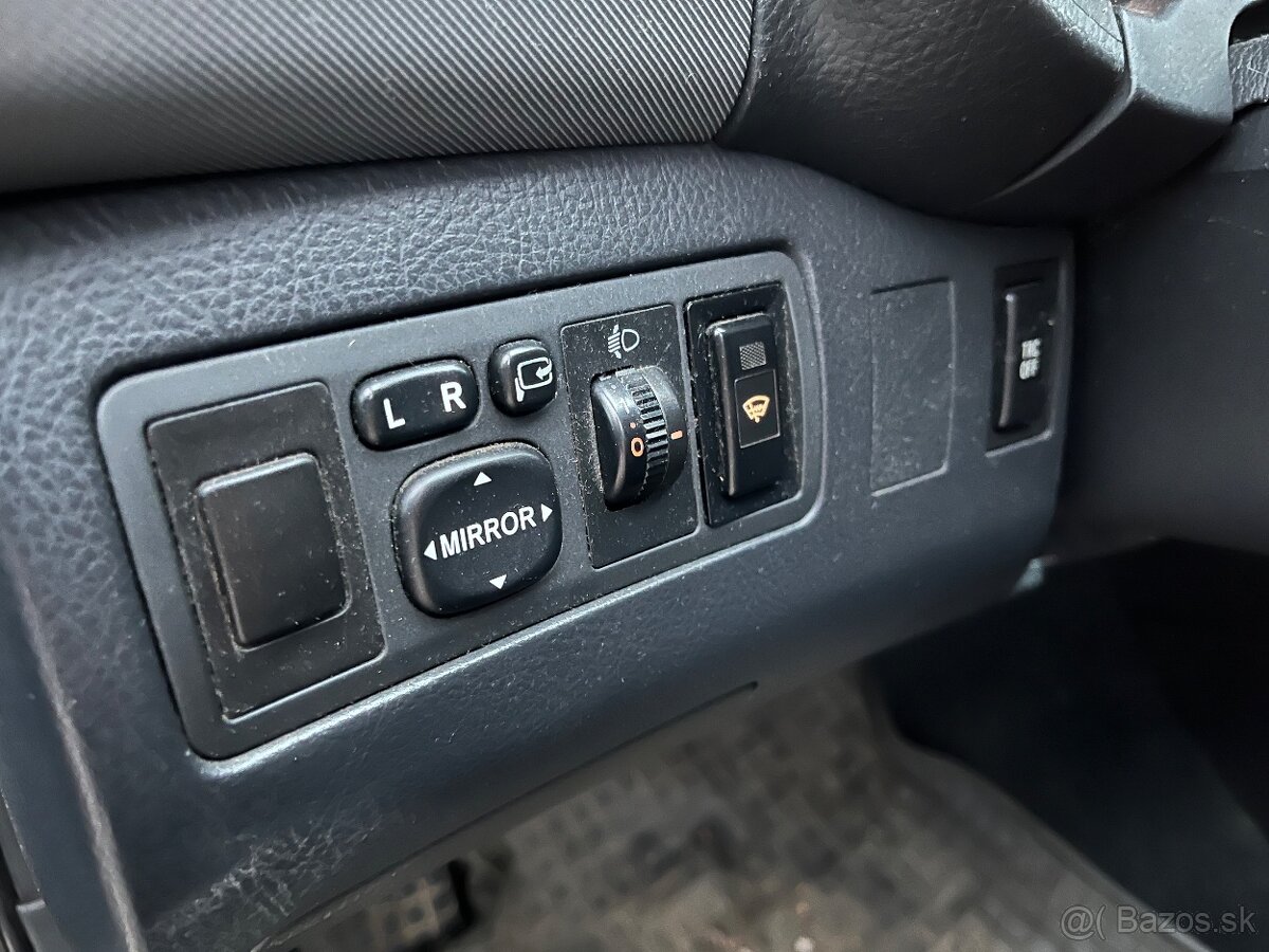 Toyota Avensis Combi 2.0d 93kw - 8