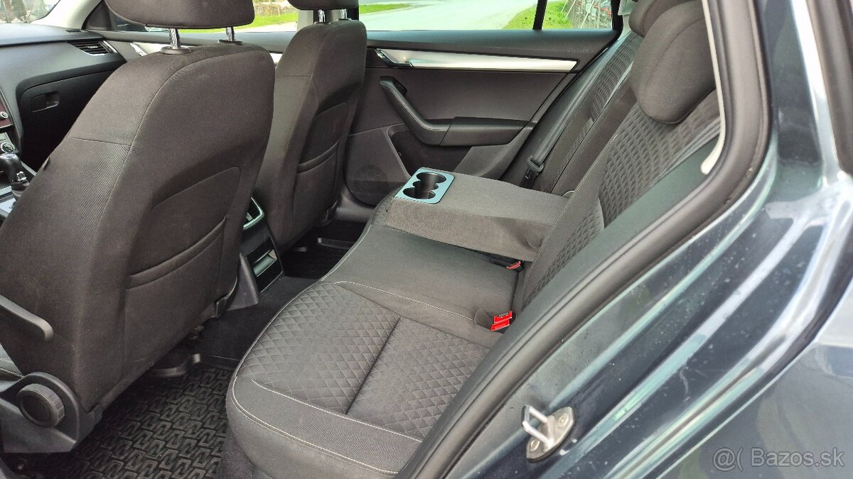 Škoda Octavia Combi 2.0 TDI Style DSG EU6 - 8