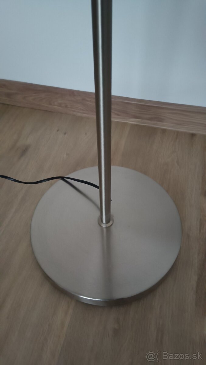 Stojacia LED lampa - 8