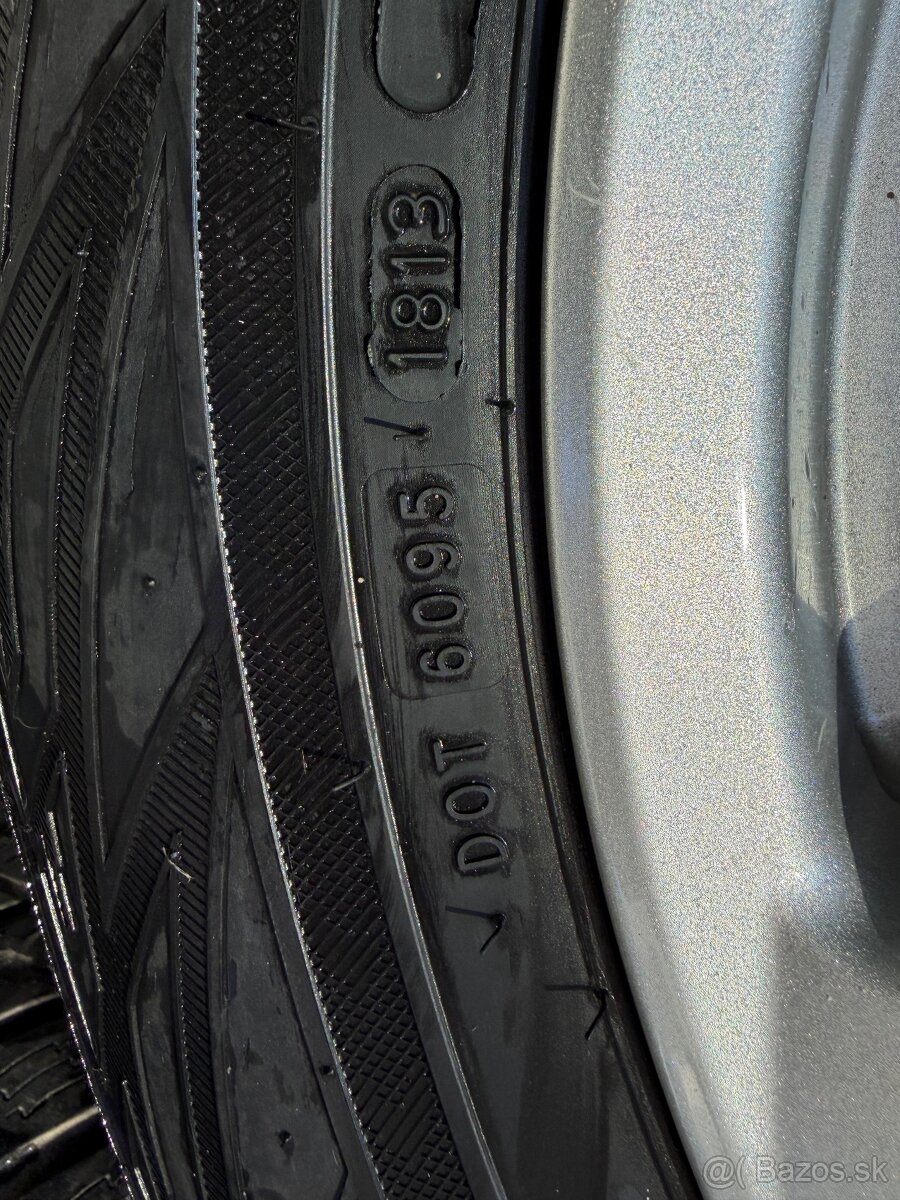 Predam Alu Disky Designed by OZ 5x120 ET45 - 8