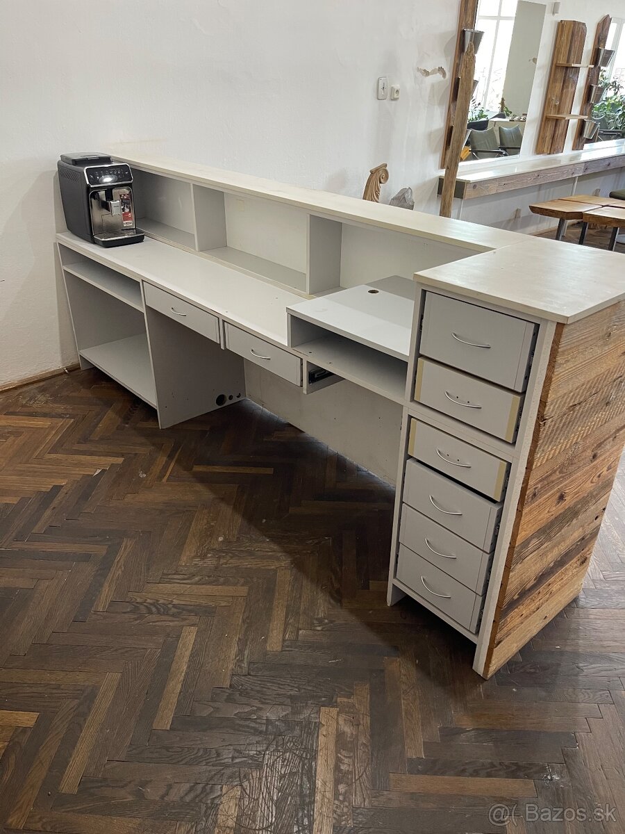 Sada nábytku z kartáčovaného dreva - 8