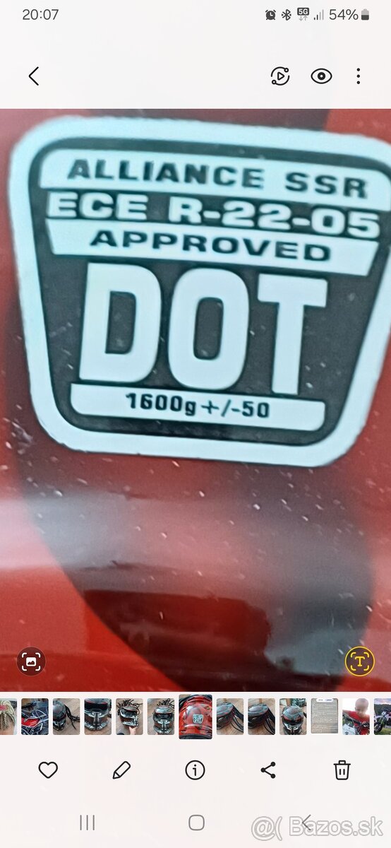 Predátor Prilba - 8