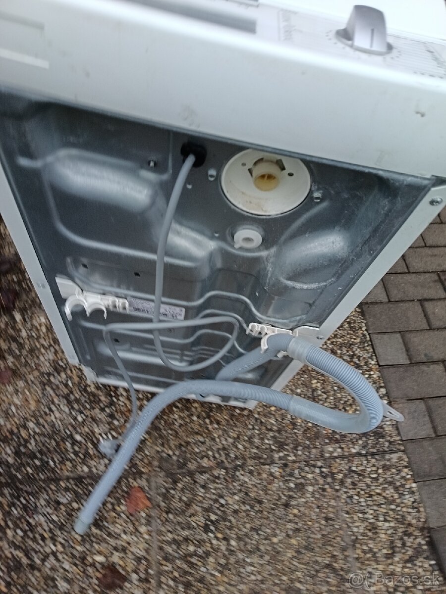Predám úzku 40 cm práčku, doveziem v BA zdarma - 8