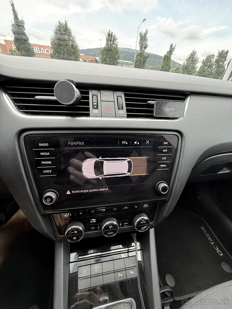 Škoda Octavia 1.6 TDI (2019) - 8