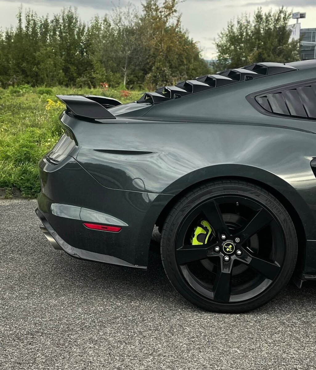 Ford Mustang 5.0 - 8