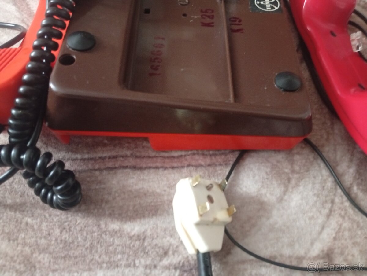 Stare telefony pevná linka - 8