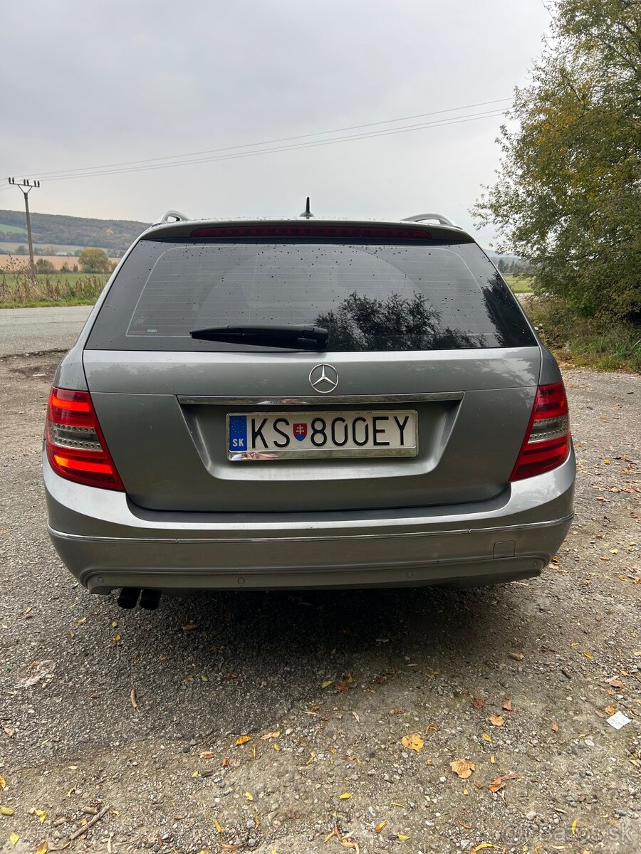 Predám Mercedes-Benz C180 kombi - 8