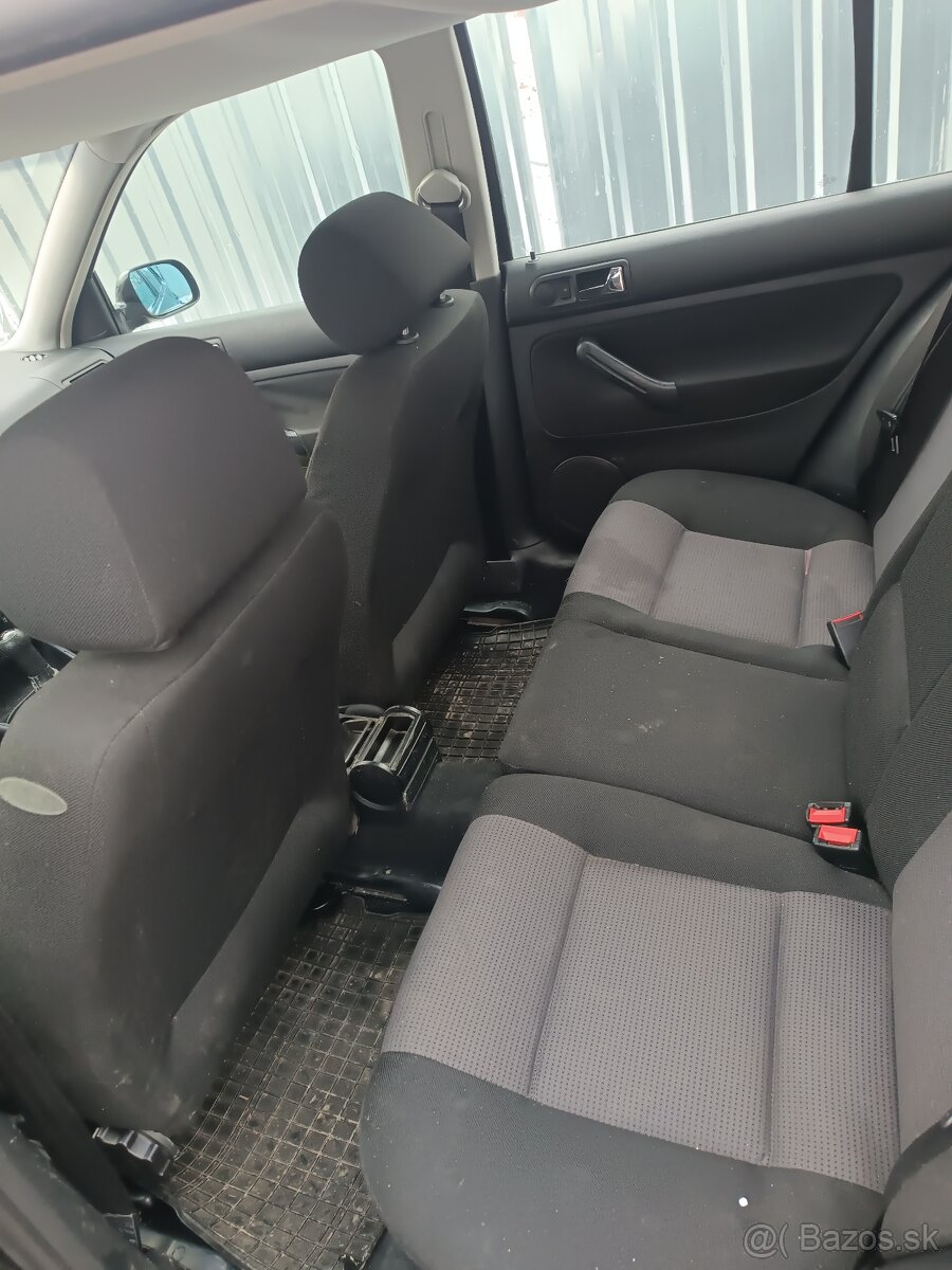 Volkswagen Golf 1.9 TDI 66kW - 8