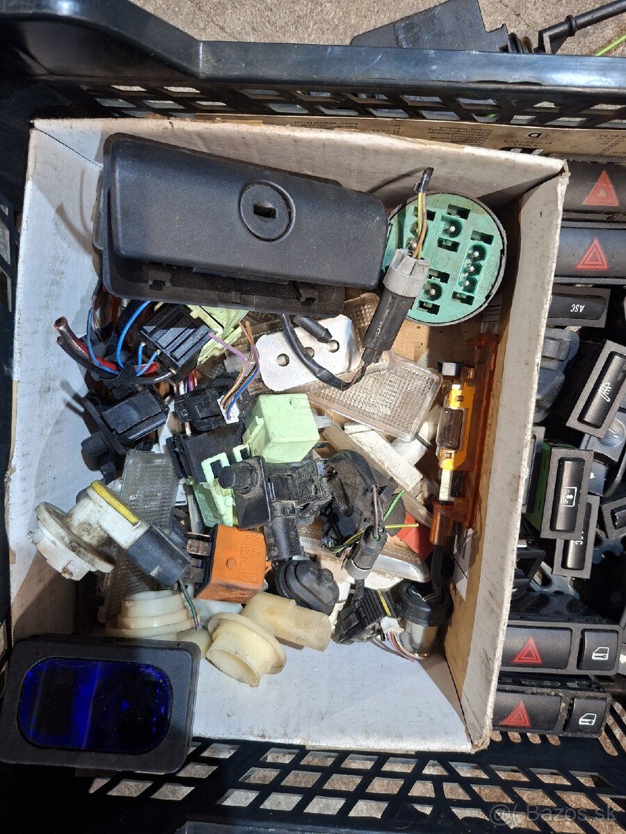 Rozpredám bmw e46 - 8