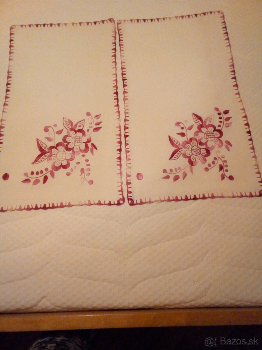 Ručne vyšívané obrusy 3 - 8