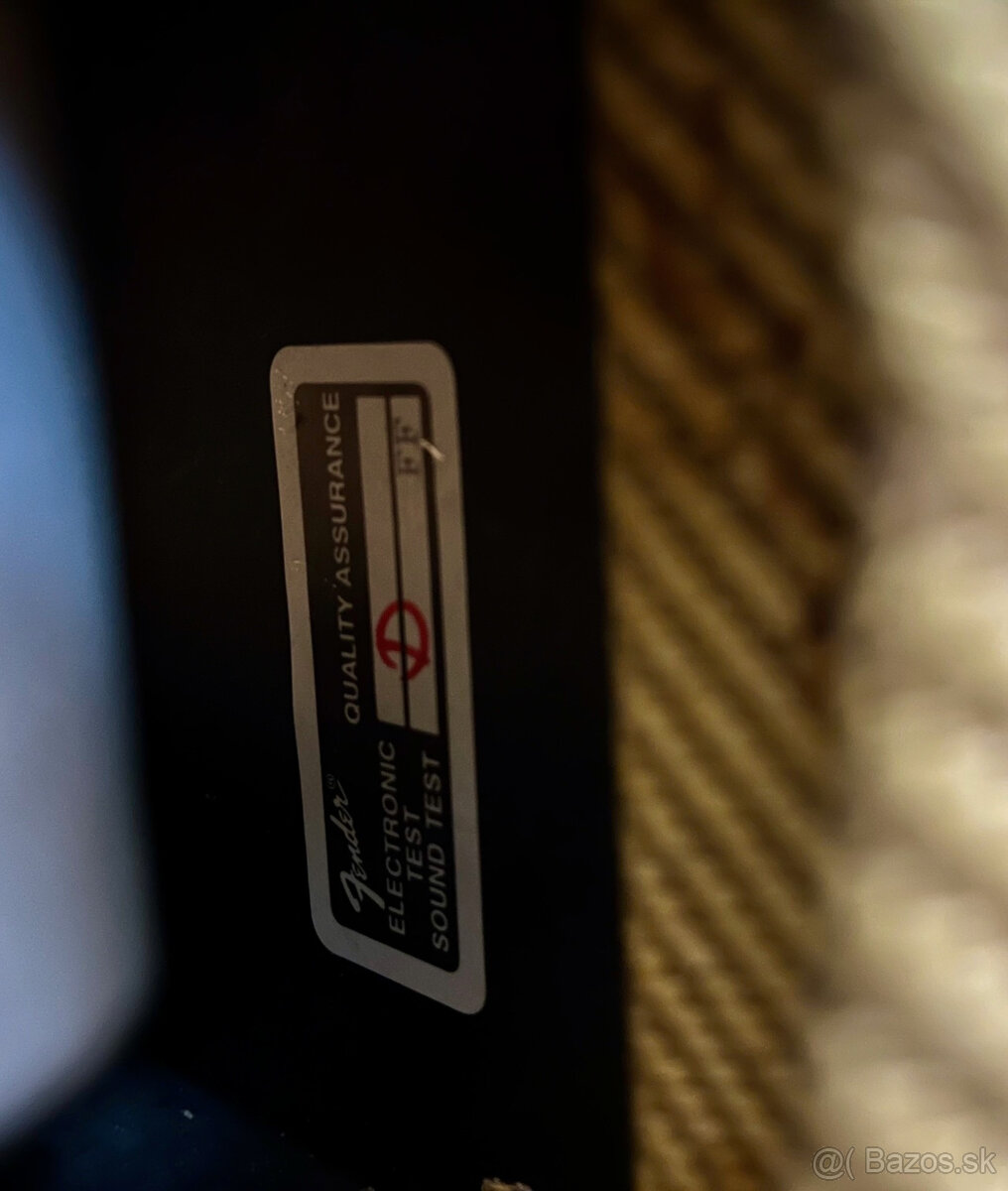 FENDER PR263 REVERB UNIT - VINTAGE 95´ - 8