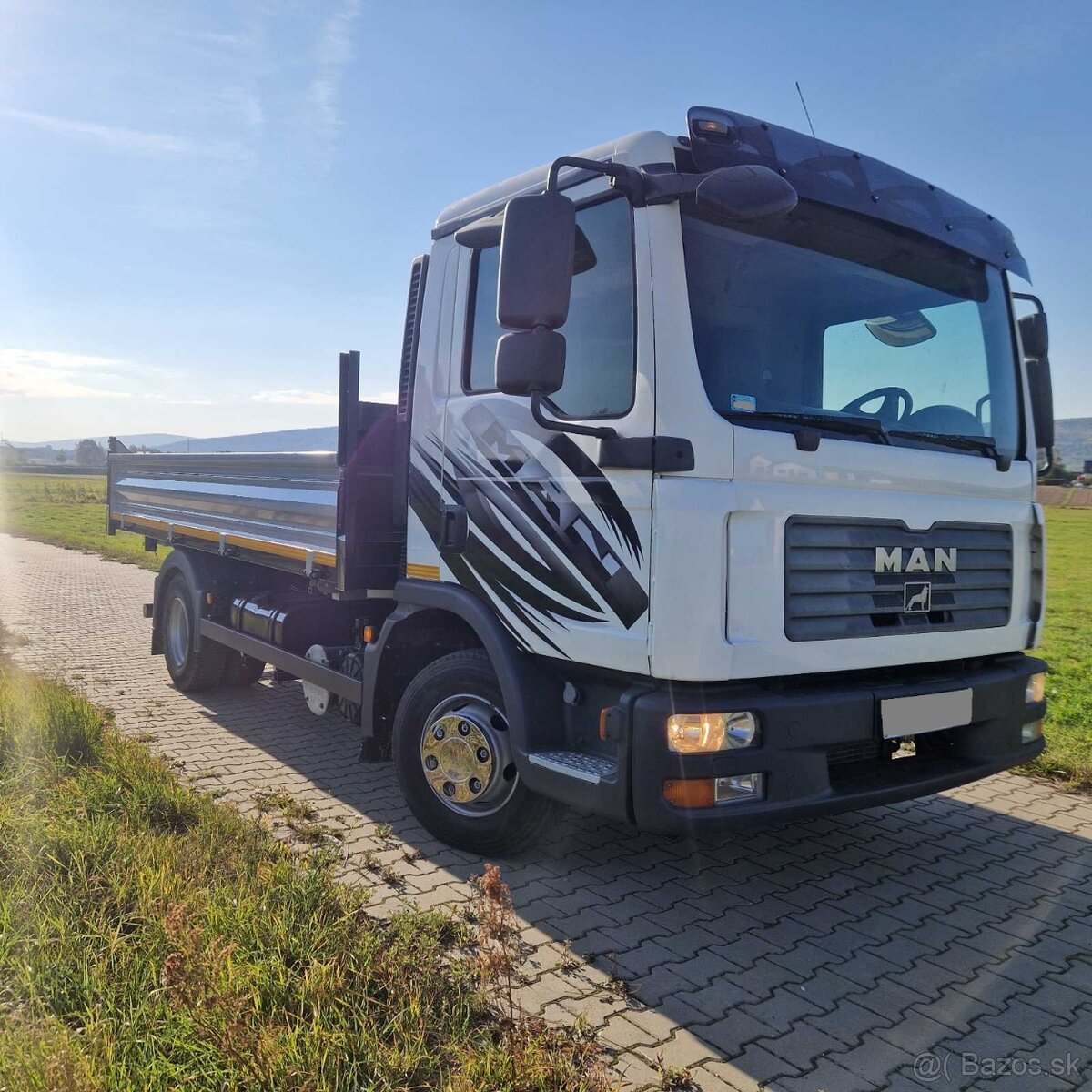 MAN TGL 12.240 Trojstranný sklápač S3 - 8