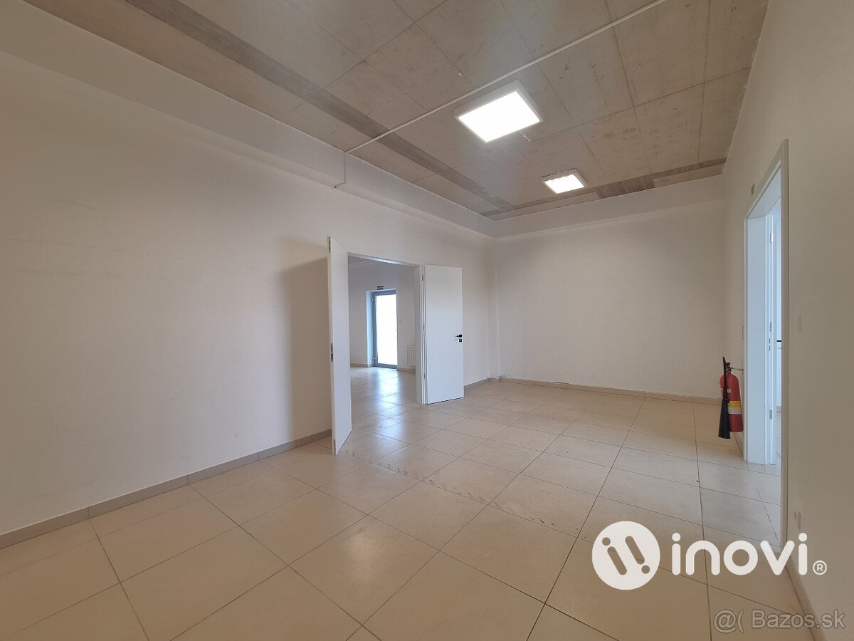 Obchodné priestory v centre moderného bývania R11 - 8