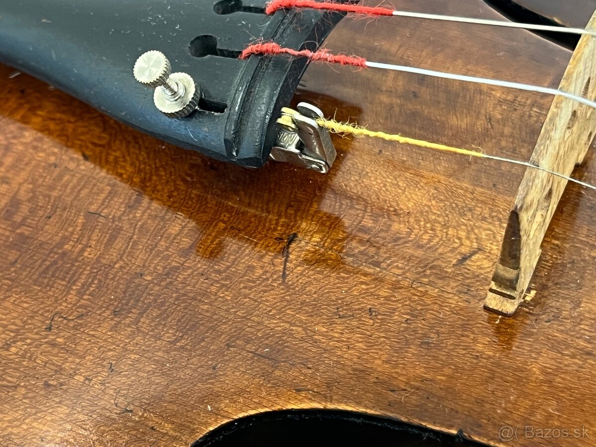 Staré “ploché “husle - 8