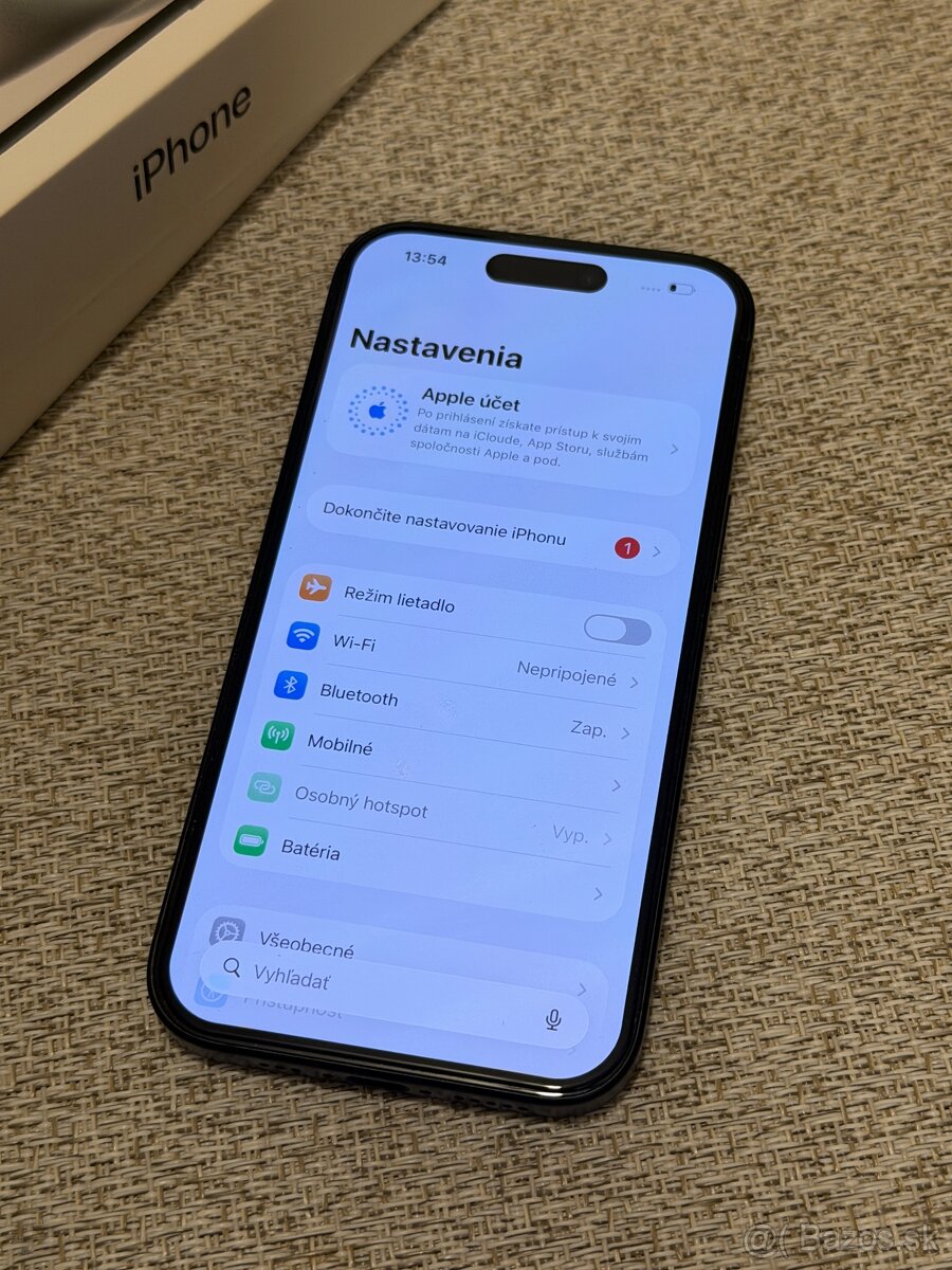 Apple Iphone 15 128Gb - čierny v záruke - Bat 84% - 8