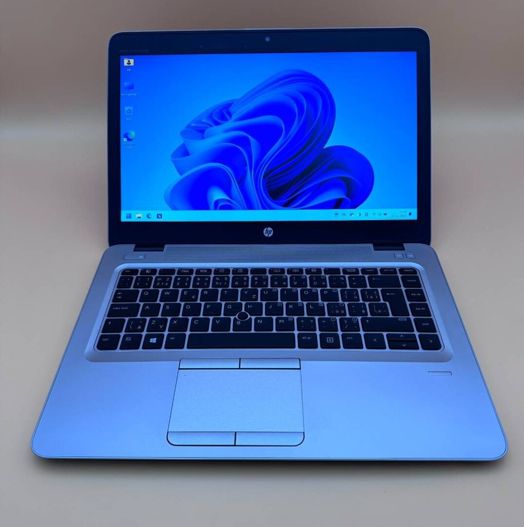 Notebook 14" HP.AMD PRO A10-8730B 4x2,40GHz.8gb ram.256gSSD - 8