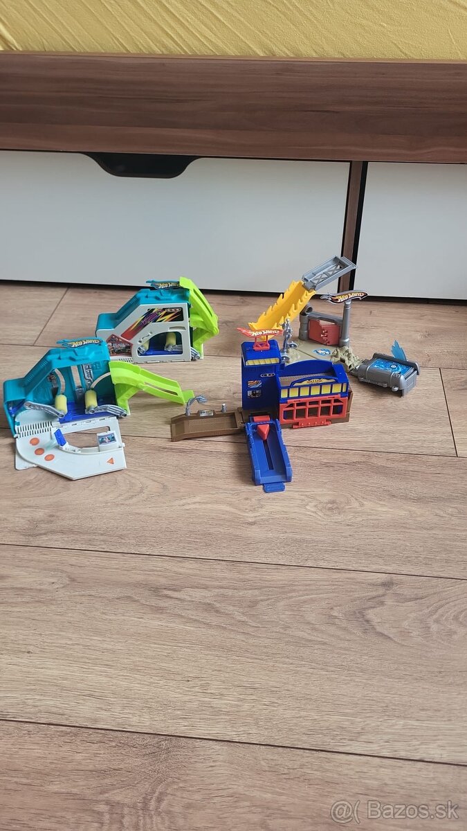 Predám Hot wheels dráhy - 8