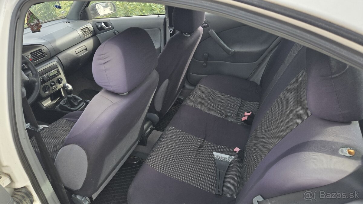 Škoda octavia 1.6 benzin - 8