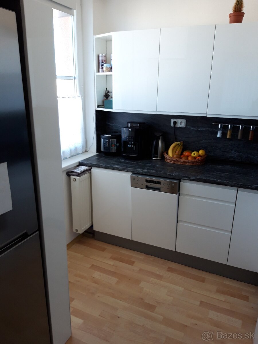 3.izbový byt na Gudernovej ulici - 8