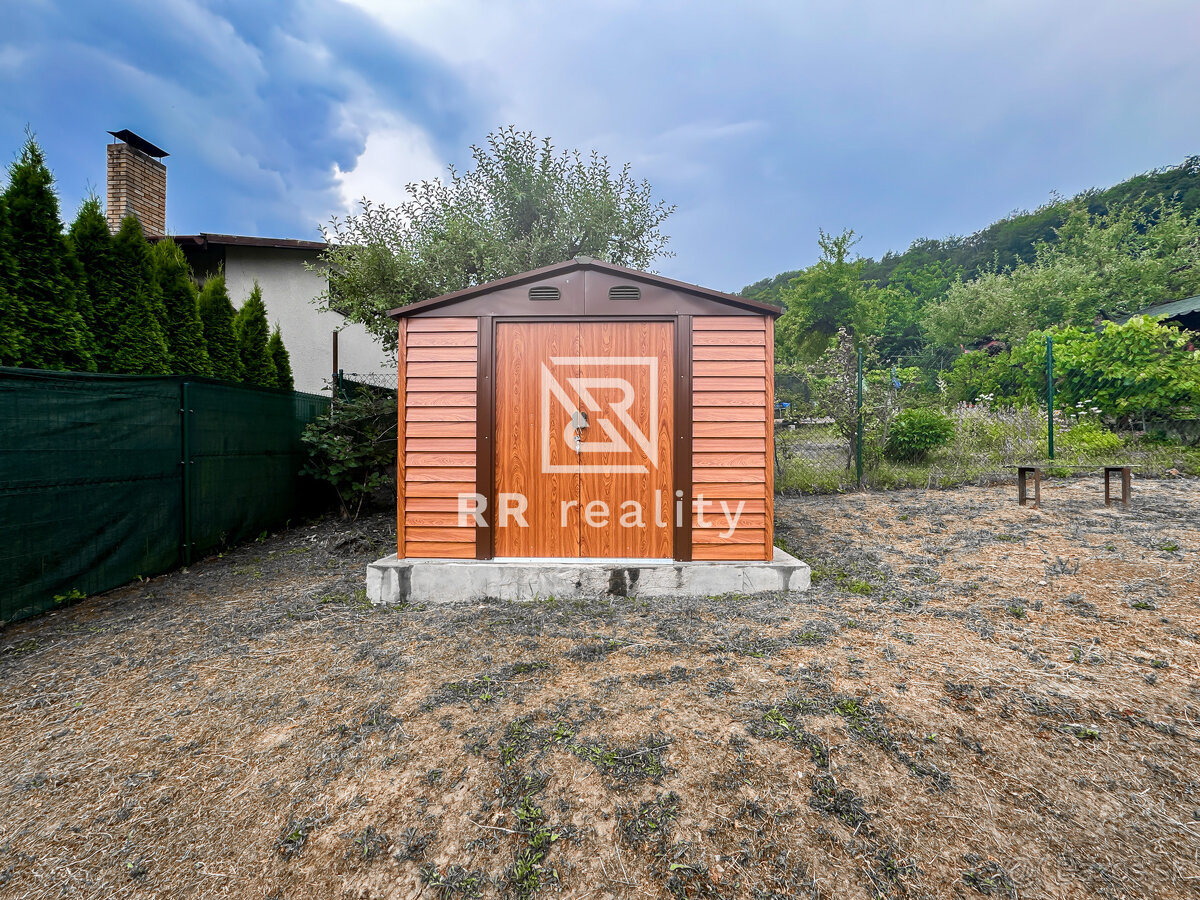 ZNÍŽENÁ CENA - Sokoľ - záhrada s chatkou, 9km od Košíc - 8