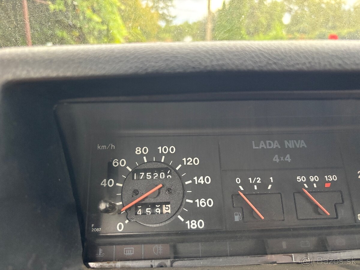 Lada Niva 4x4 - 8
