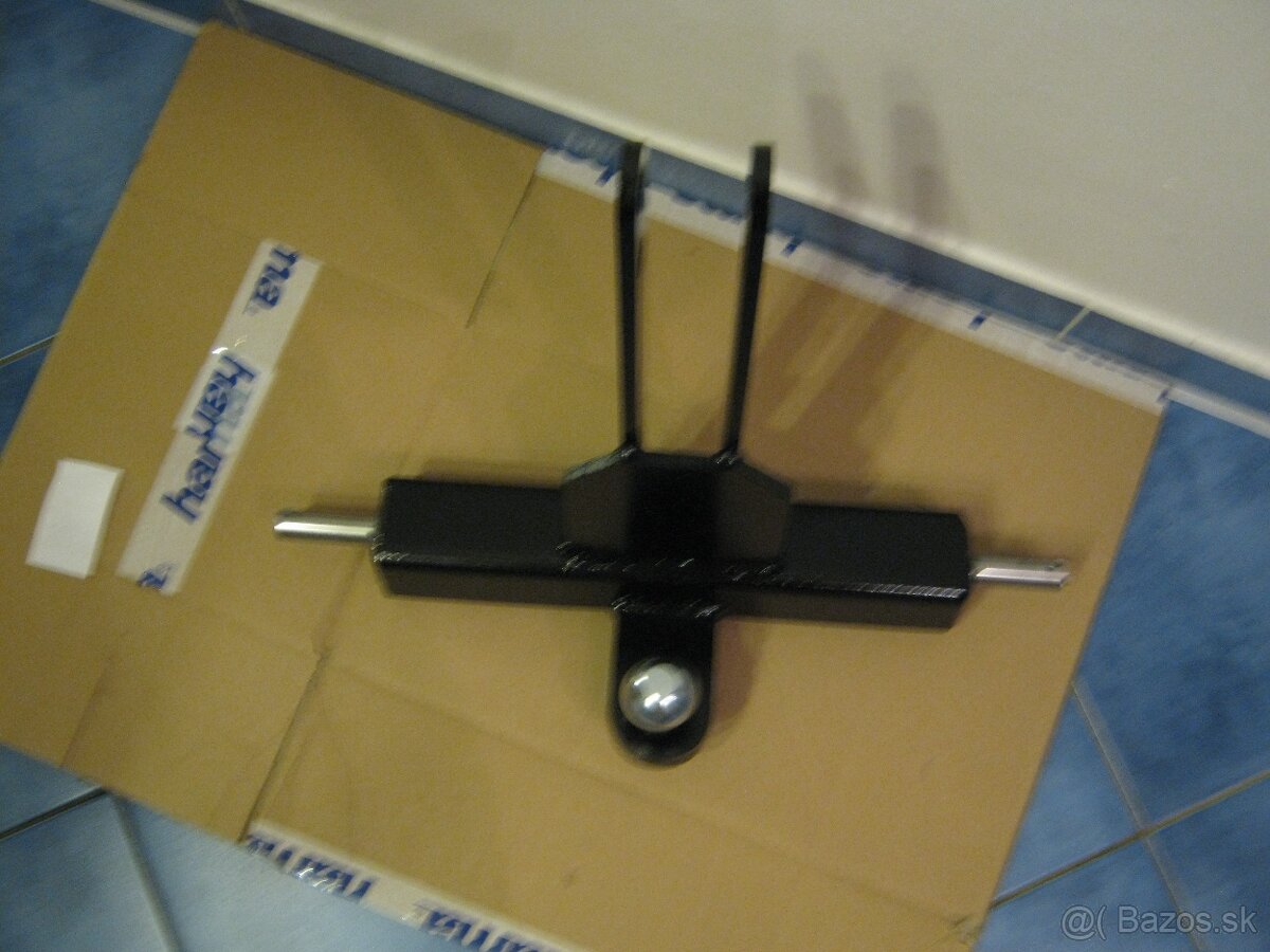 ZAVES NA MALOTRAKTOR - guľa + agzat - 8