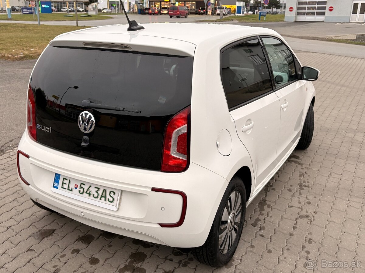 Volkswagen e-UP - 8