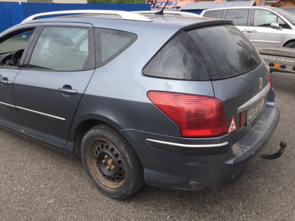 Peugeot 407 - 8