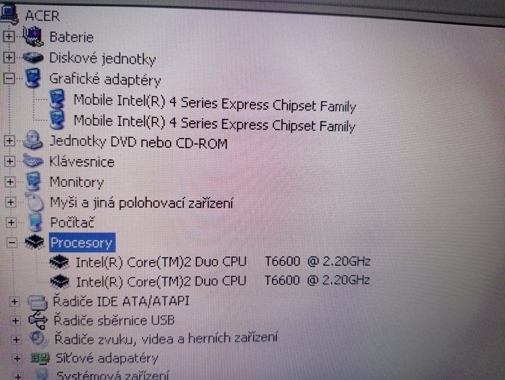 predám Acer extensa 5635 / 3gb ram / 250gb hdd /Windows xp - 8