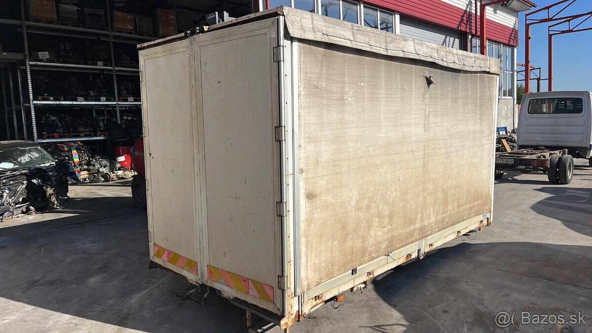 Iveco daily nadstavba korba s plachtou - 8