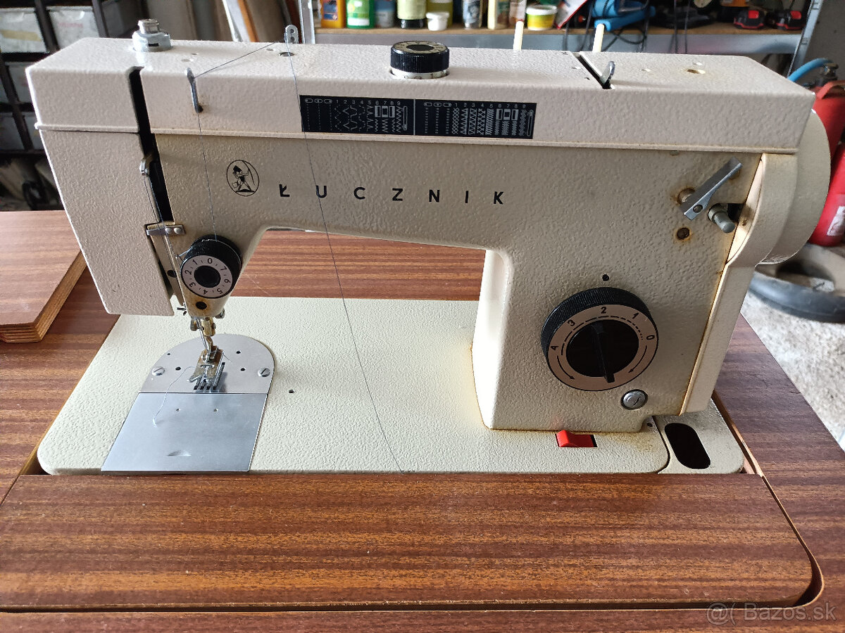 Šijací stroj LUCZNIK - 8