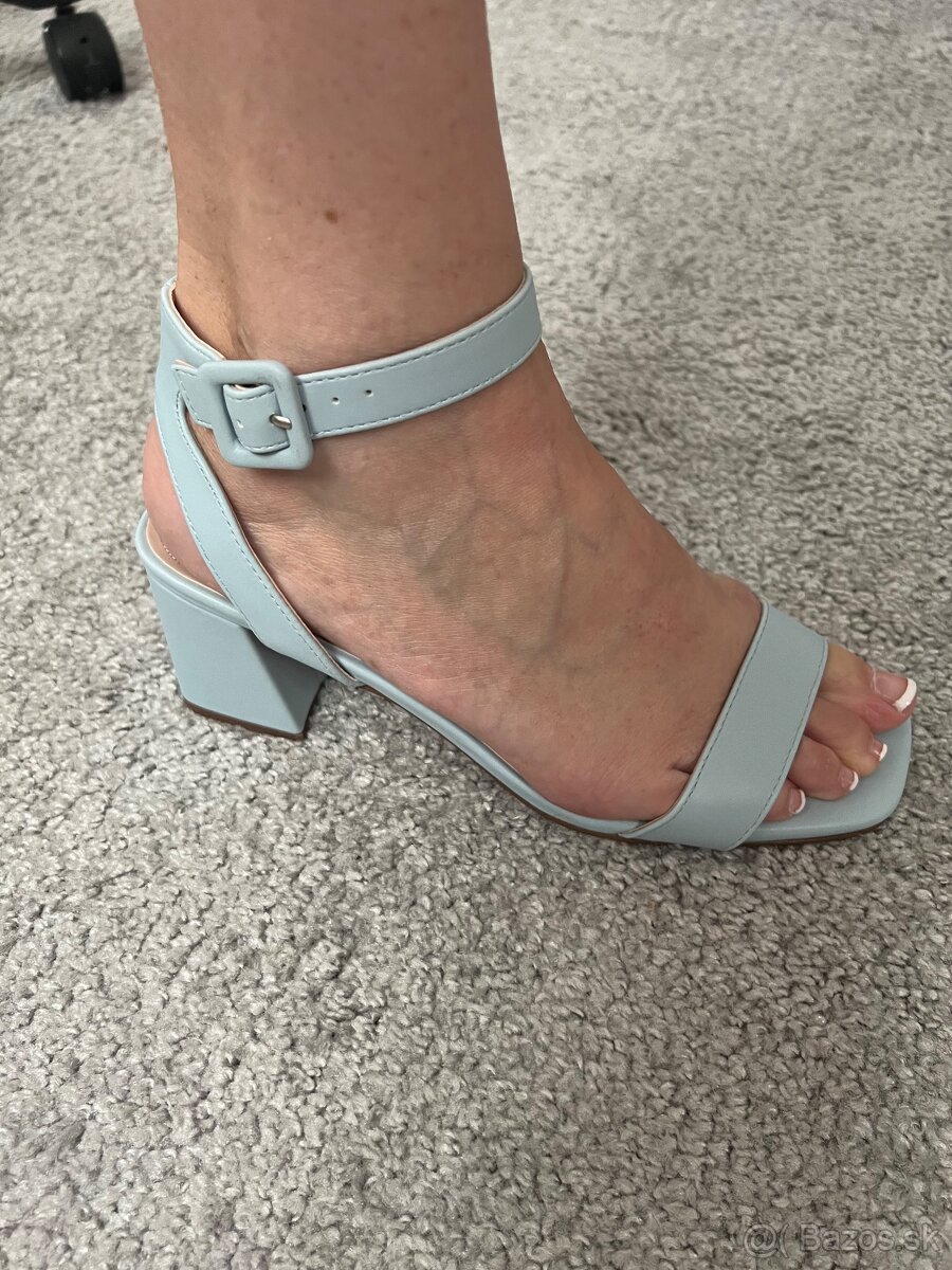 Dámske bledomodré topánky - 8